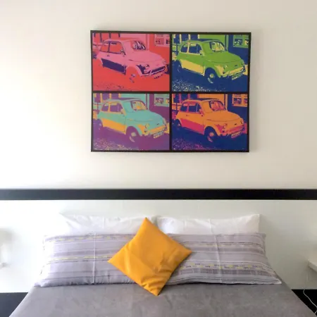 Homestay Ausonia House